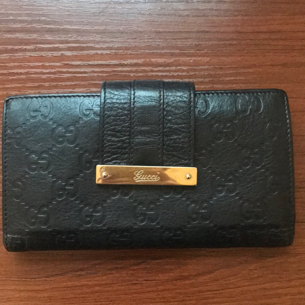 100% authentic Gucci Wallet